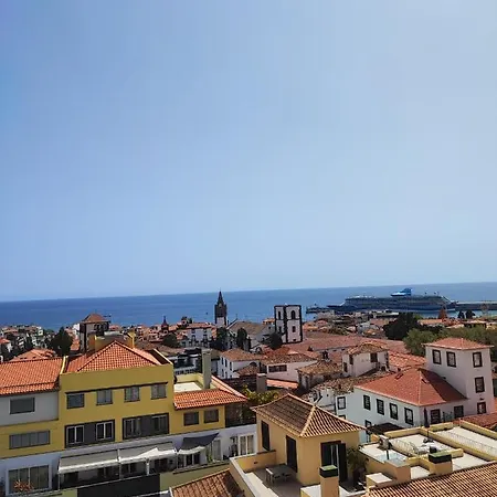 Social Center - View Rooftop Apartament