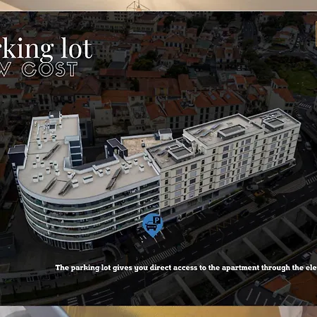 Social Center - View Rooftop Apartament Funchal (Madeira)